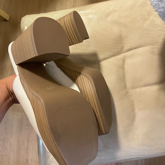 White Heeled Mules - Picture 5 of 9